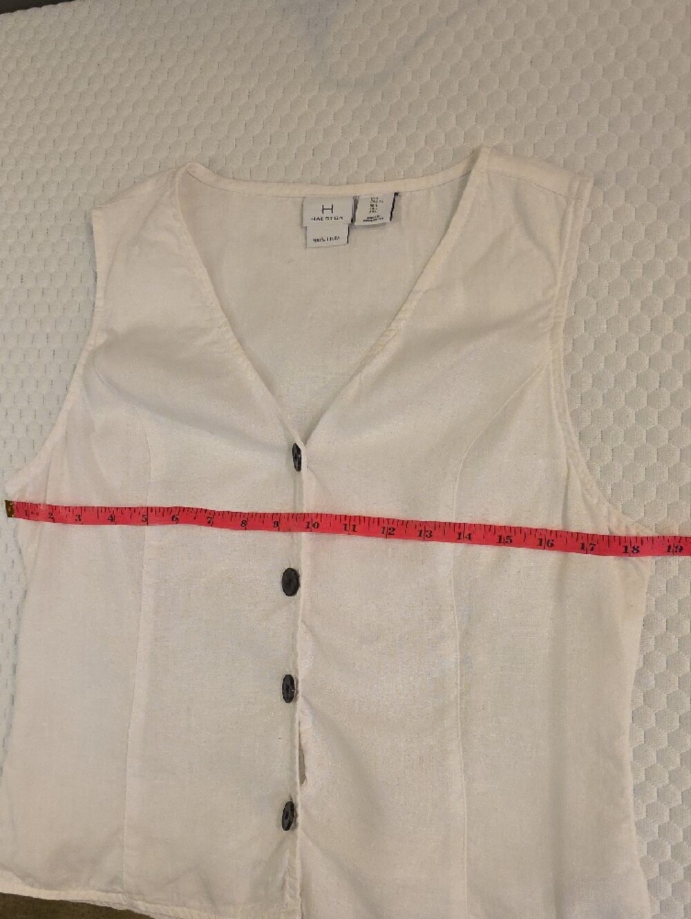 H by Halston White Sleeveless Button-Front V-Neck Top/vest L - Picture 4 of 4